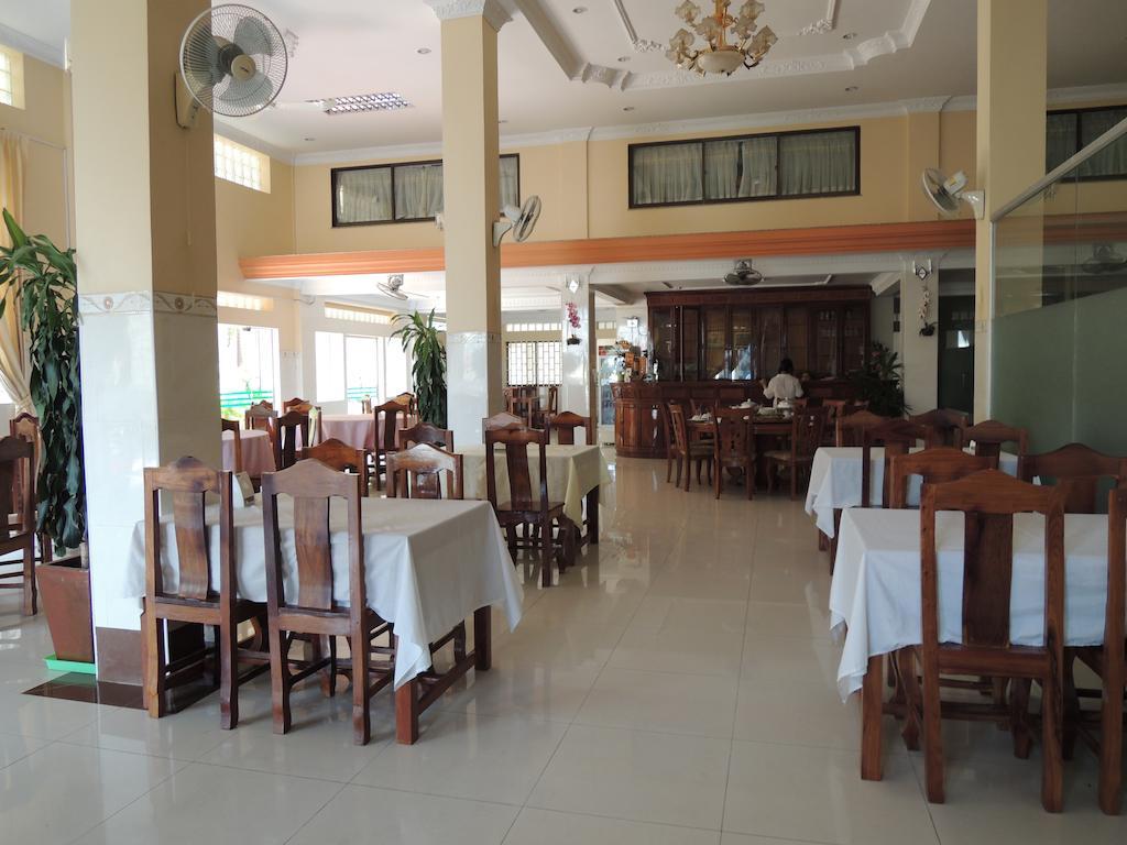 Reaksmey Battambang Hotel Esterno foto
